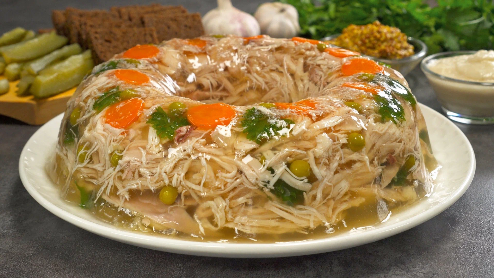 Студень из курицы (с вином)